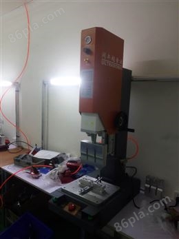 自动追频超声波焊接机/天津自动追频超声波焊接机