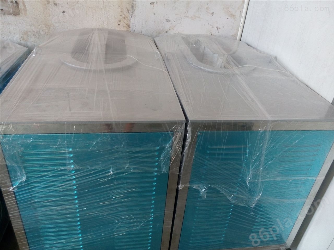 供应贵州冷室机750公斤电磁感应熔锌炉生产厂家